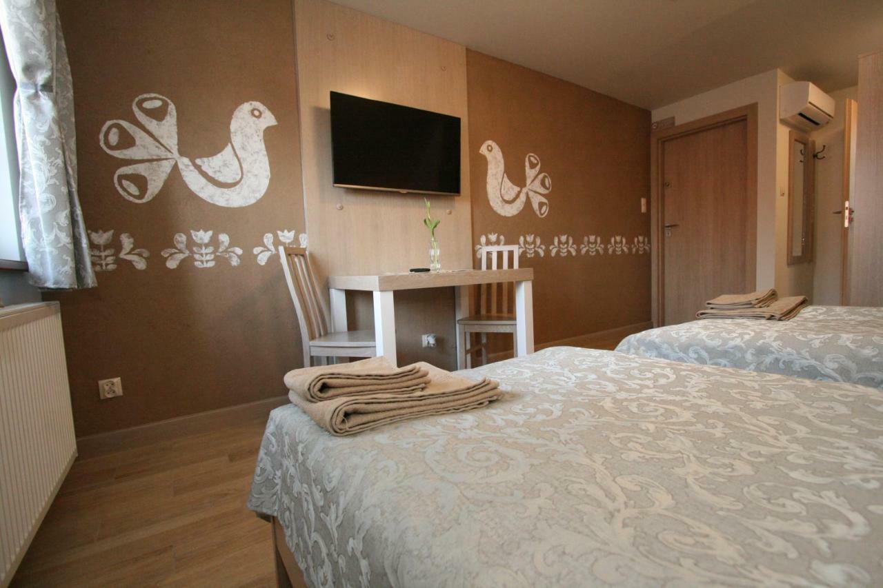 Noclegi Cameleon Słupca 外观 照片
